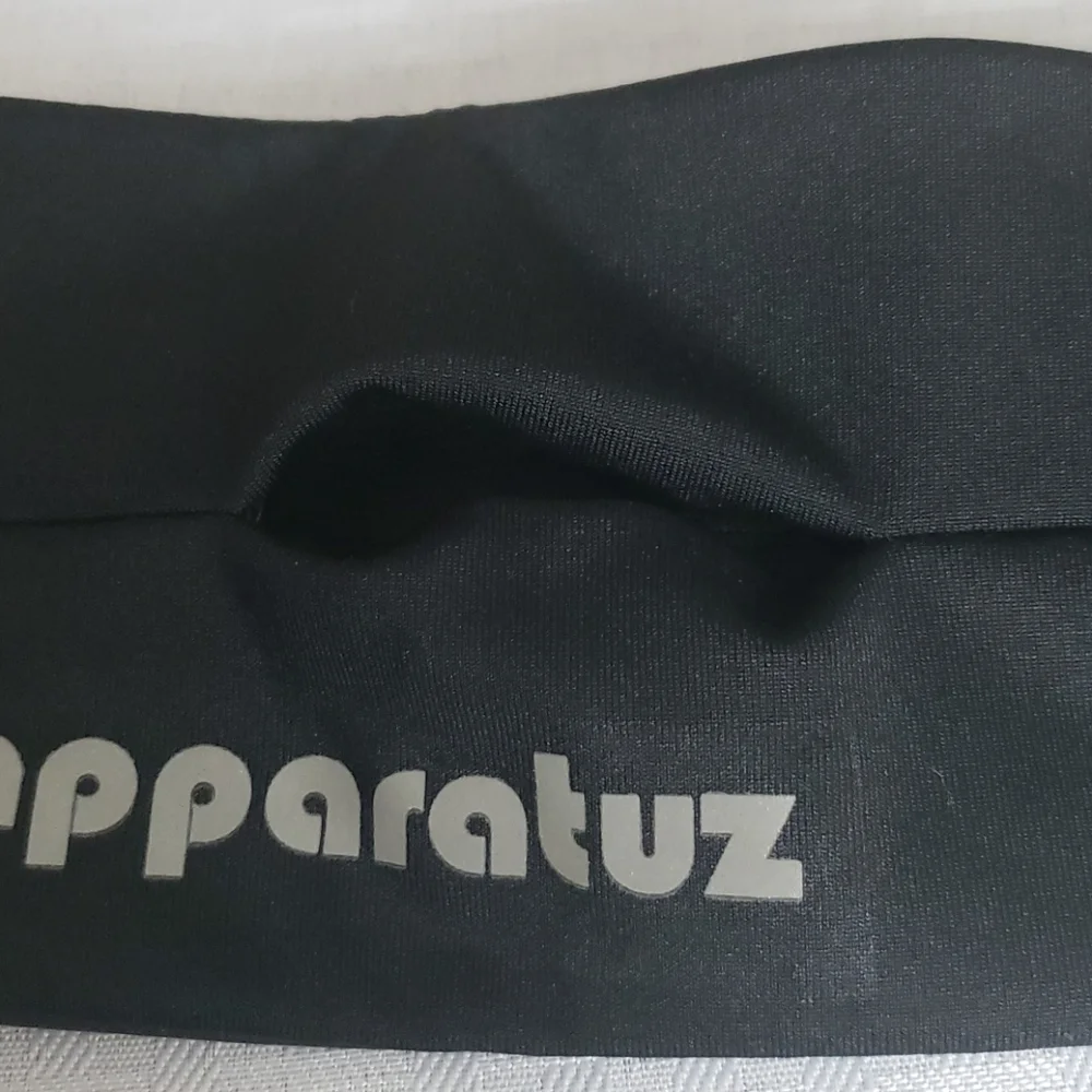 Apparatuz black sports belt